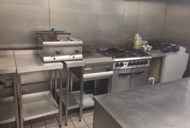 Established Cafe for Sale in Croxley Green, Rickmansworth. Photo 1