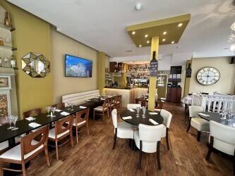RESTAURANT & WINE BAR CENTRAL HOVE LOCATION FITTED KITCHENS, ALCOHOL LICENCE, 74 COVERS RESTAURANT & WINE BAR CENTRAL HOVE LOCATION FITTED KITCHENS, ALCOHOL LICENCE, 74 COVERS