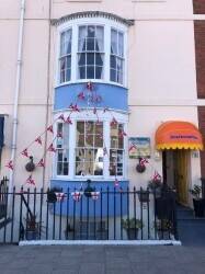 Well Established Seaside Guest House with Rare Car Park Well Established Seaside Guest House with Rare Car Park
