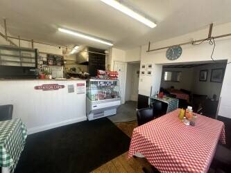 Cafe for sale in prime location Photo 2