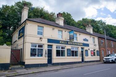 SURREY - WET-LED PUB IN RESIDENTIAL AREA FOR SALE SURREY - WET-LED PUB IN RESIDENTIAL AREA FOR SALE