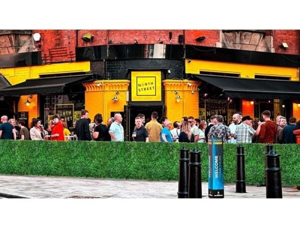 Bar/Nightclub and Live Music Venue Business Lease Sale. Bar/Nightclub and Live Music Venue Business Lease Sale.
