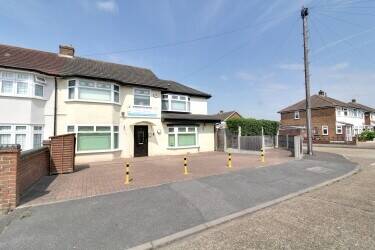 FREEHOLD CHILDRENS DAY NURSERY, HORNCHURCH Photo 1