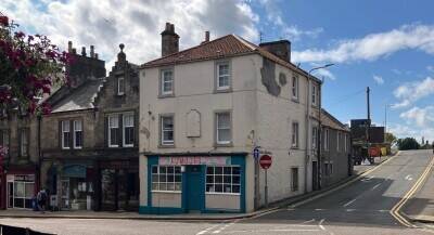 Public House/ Restaurant - For Sale Public House/ Restaurant - For Sale