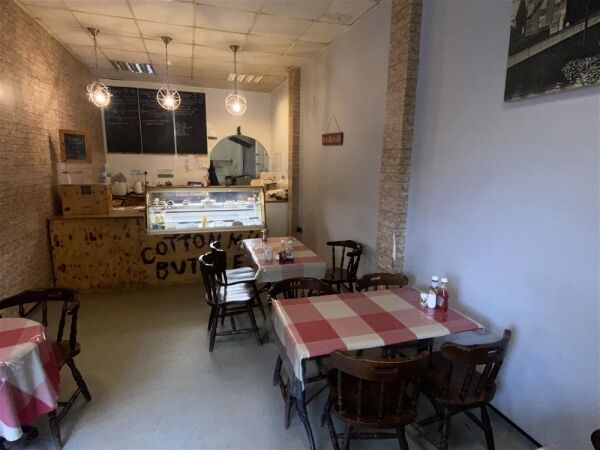 Cafe & Sandwich Bars For Sale in Colne Photo 1