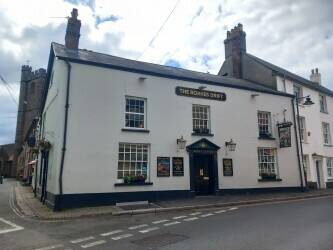 BRECON - TOWN CENTRE PUBLIC HOUSE BRECON - TOWN CENTRE PUBLIC HOUSE