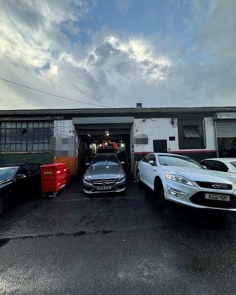 Mechanical Garage for Sale