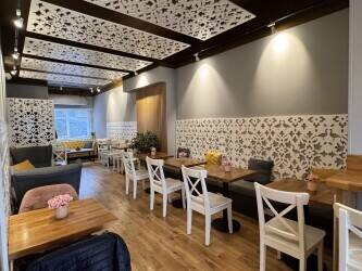 Fully Equipped Restaurant and Café for Sale in East London – Prime Location Fully Equipped Restaurant and Café for Sale in East London – Prime Location