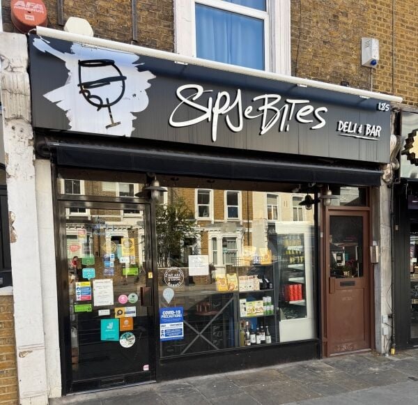 Artisan Italian Café, Wine Bar, and Deli Based in Castelnau Barns, London *REDUCED*