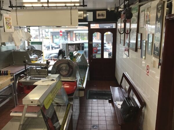 £3,300+ p/wk  BUTCHERs SHOP WITH NICE, S/CONT FLAT, BRIDGEND Photo 1