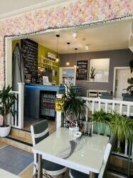Top rated Cafe in Crewe