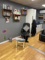 Hair & Beauty Salon Hair & Beauty Salon