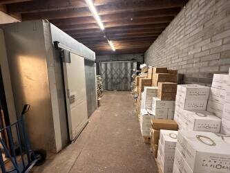 WINE MERCHANTS & OFF LICENCE  CENTRAL HOVE LOCATION EAST SUSSEX Photo 1