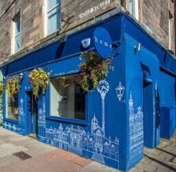 A deceptively spacious bar in a high footfall trading area of Edinburgh (ref 1707) A deceptively spacious bar in a high footfall trading area of Edinburgh (ref 1707)