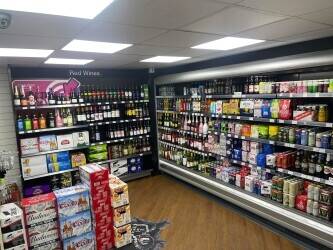 Off Licence / Convenience Store for Sale in Leeds Photo 1