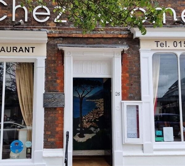 LICENSED RESTAURANT WITH PRIVATE APARTMENT SOUTH BEDFORDSHIRE LICENSED RESTAURANT WITH PRIVATE APARTMENT SOUTH BEDFORDSHIRE