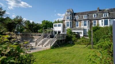 Exclusive Use, 14-Bedroom Guest House in a Popular Seaside Location Exclusive Use, 14-Bedroom Guest House in a Popular Seaside Location