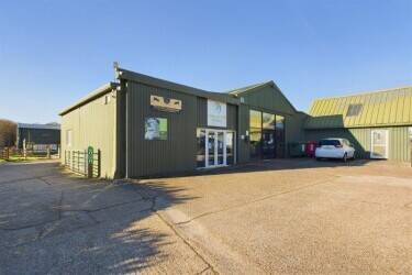Furniture Retailer with Prominent Showroom and Online Trade