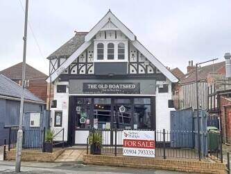 EAST YORKSHIRE - FREEHOLD PUB WITH PLANNING PERMISSION