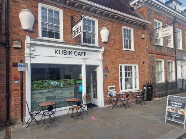 Thriving Coffee Shop Opportunity in Buckinghamshire Thriving Coffee Shop Opportunity in Buckinghamshire