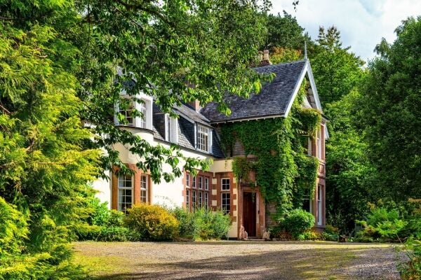 Luxurious Retreat in Scottish Highlands