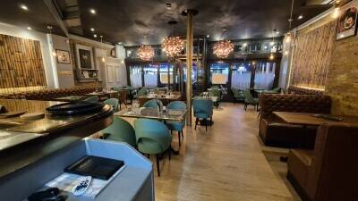 Dinning restaurant sale in Beckenham Photo 1