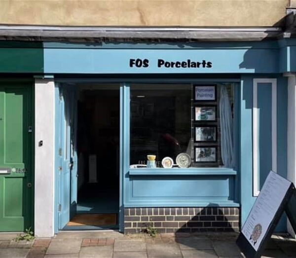 ART STUDIO AND CREATIVE BUSINESS IN PRIME LONDON LOCATION ART STUDIO AND CREATIVE BUSINESS IN PRIME LONDON LOCATION