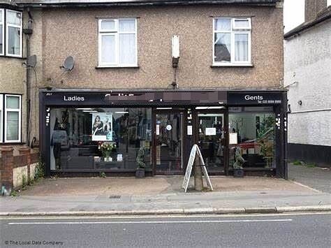 Barbers And Unisex Hairdresing Salon for Sale Barbers And Unisex Hairdresing Salon for Sale