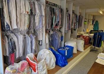 Launderette, full service only