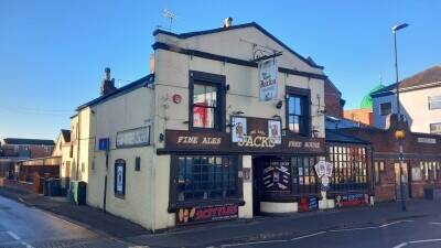 GLOUCESTER CITY- HIGH TRADING FREEHOUSE GLOUCESTER CITY- HIGH TRADING FREEHOUSE