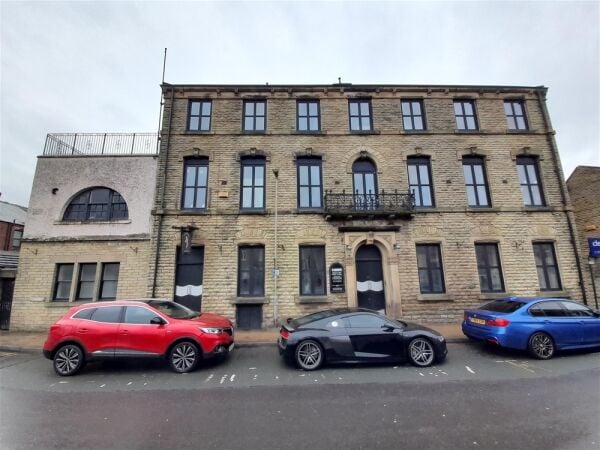 Hotels For Sale in Wakefield Hotels For Sale in Wakefield