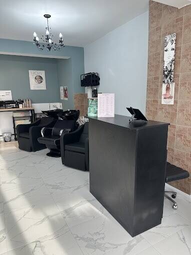 🌟 Hair & Beauty Salon for Sale – Prime Location Near Dagenham Heathway 🌟 🌟 Hair & Beauty Salon for Sale – Prime Location Near Dagenham Heathway 🌟