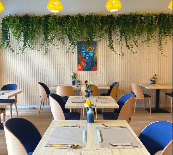 Multi Award-Winning, Turnkey, Thai Restaurant Based in Glasgow With £60,000 worth of assets Multi Award-Winning, Turnkey, Thai Restaurant Based in Glasgow With £60,000 worth of assets
