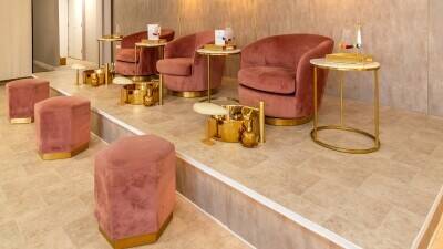 Luxury Turnkey Beauty Salon for Sale – Prime Location, Established Clientele, Ready to Profit!