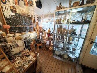SPIRITUAL WELLBEING CRYSTAL & GIFT SHOP PRICE: £19,999 plus SAV – LEASEHOLD - COLCHESTER SPIRITUAL WELLBEING CRYSTAL & GIFT SHOP PRICE: £19,999 plus SAV – LEASEHOLD - COLCHESTER