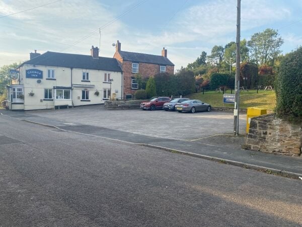 CHARMING DERBYSHIRE PUB AND RESTAURANT