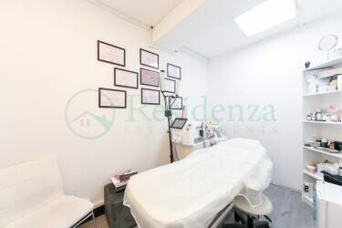 Hair, Beauty Nail Salon  Tooting Broadway