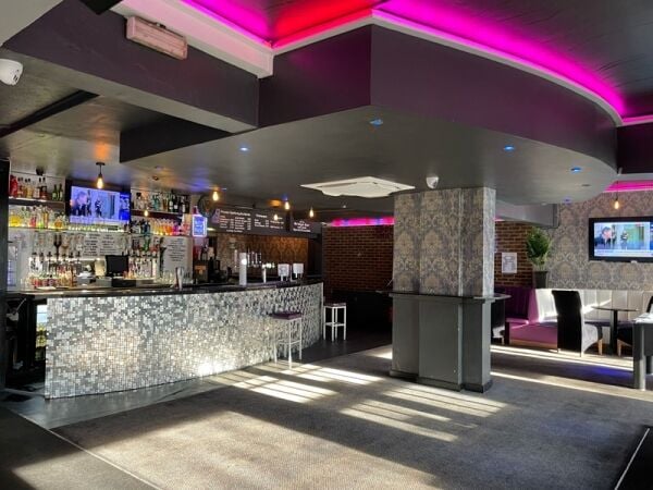 Popular Late Night Bar Popular Late Night Bar