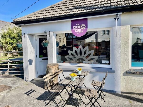 Leasehold Café & Coffee Bar Located St Austell Photo 1