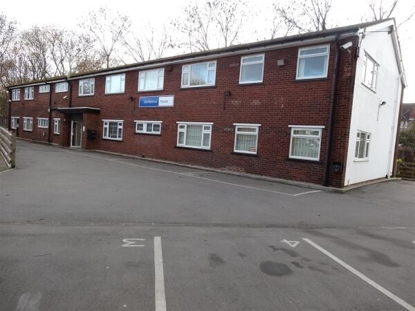FREEHOLD OFFICE BLOCK – 31 UNITS