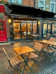 ESTABLISHED restaurant and cocktail bar in London Exmouth Market ESTABLISHED restaurant and cocktail bar in London Exmouth Market
