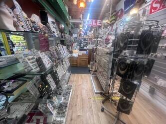 Fashion Jewellery Shop for Sale Fashion Jewellery Shop for Sale