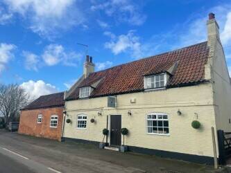 NOTTINGHAMSHIRE - THREE BEDROOM CHARACTER PUB & RESTAURANT NOTTINGHAMSHIRE - THREE BEDROOM CHARACTER PUB & RESTAURANT