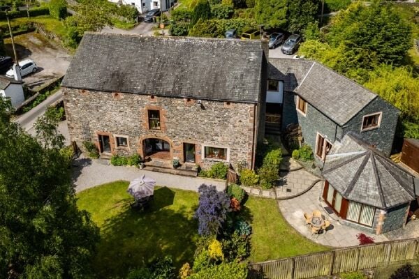 3 Luxury Holiday Cottages with Gallery & Tearoom
