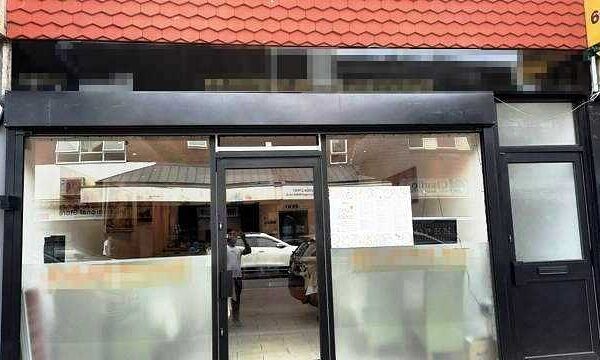 Freehold Equipped Licensed Restaurant With Flat - Recently Reopened As An Indian Restraurant for Sale