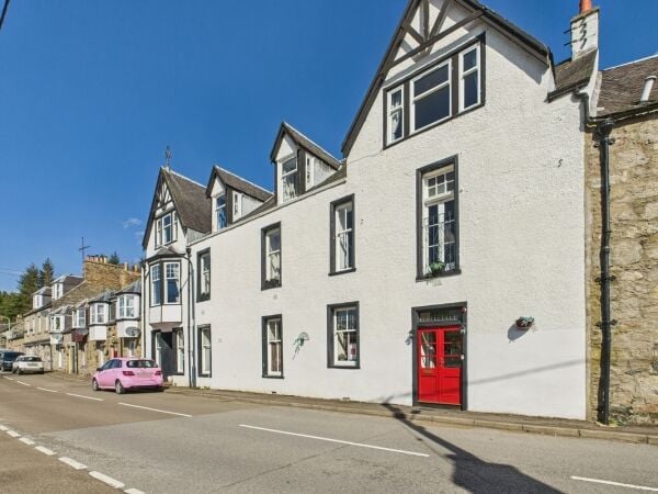Excellent Airbnb Business in Kirkmichael