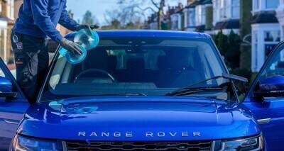 Auto Glass Fitting Service & Emergency Response Unit Auto Glass Fitting Service & Emergency Response Unit