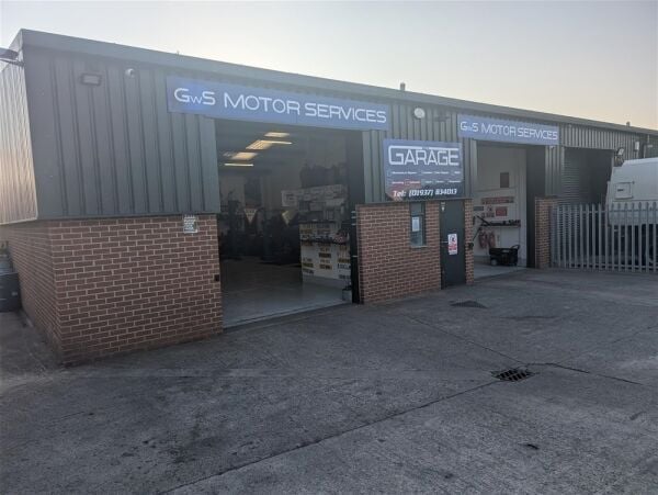 MOTOR VEHICLE GARAGE MOTOR VEHICLE GARAGE