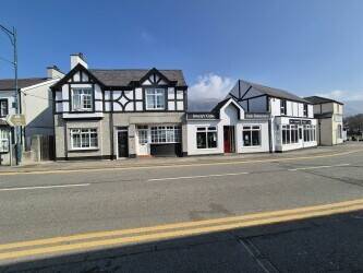 GWYNEDD - ESTABLISHED RESTAURANT, RETAIL UNIT AND THREE BEDROOM HOUSE AT THE FOOT OF YR WYDFFA (SNOW