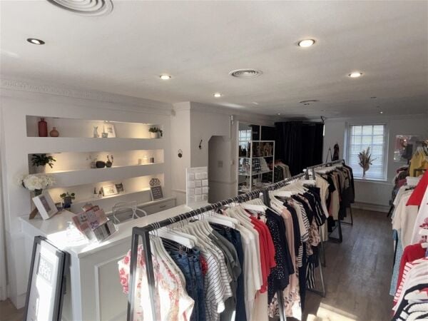 Retail For Sale in Leeds Retail For Sale in Leeds